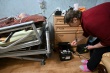 La peur de suffoquer: des patients ukrainiens face aux coupures de courant