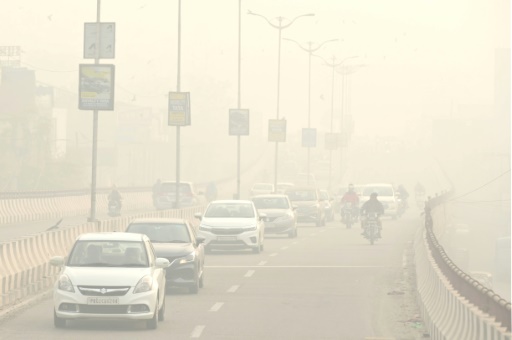 La pollution aérienne aux particules fines est responsable d'environ 7% des morts dans dix grandes villes indiennes, estime une étude parue jeudi
